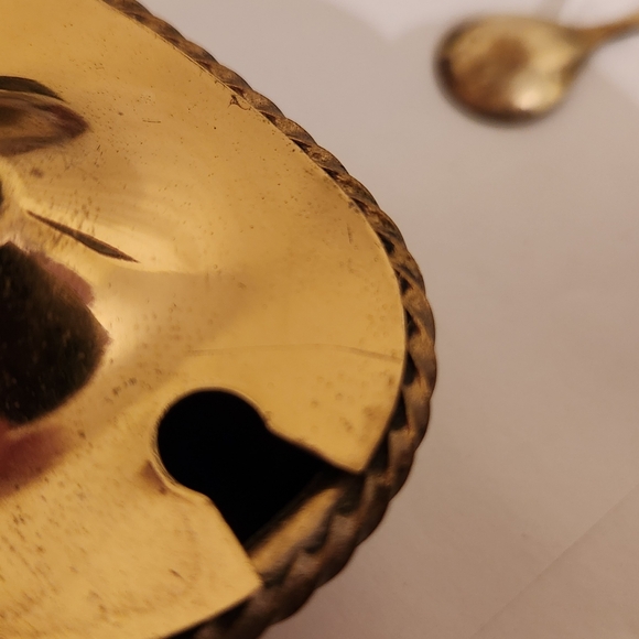 Vintage Brass Salt Cellar - Picture 8 of 12